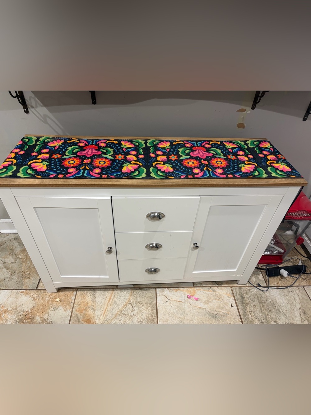 Multicolor Floral Runner for Home Storage Surfaces
